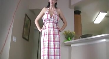 chịch lén lút Cô sex gái xinh hàn quốc gái fucked trong đế.